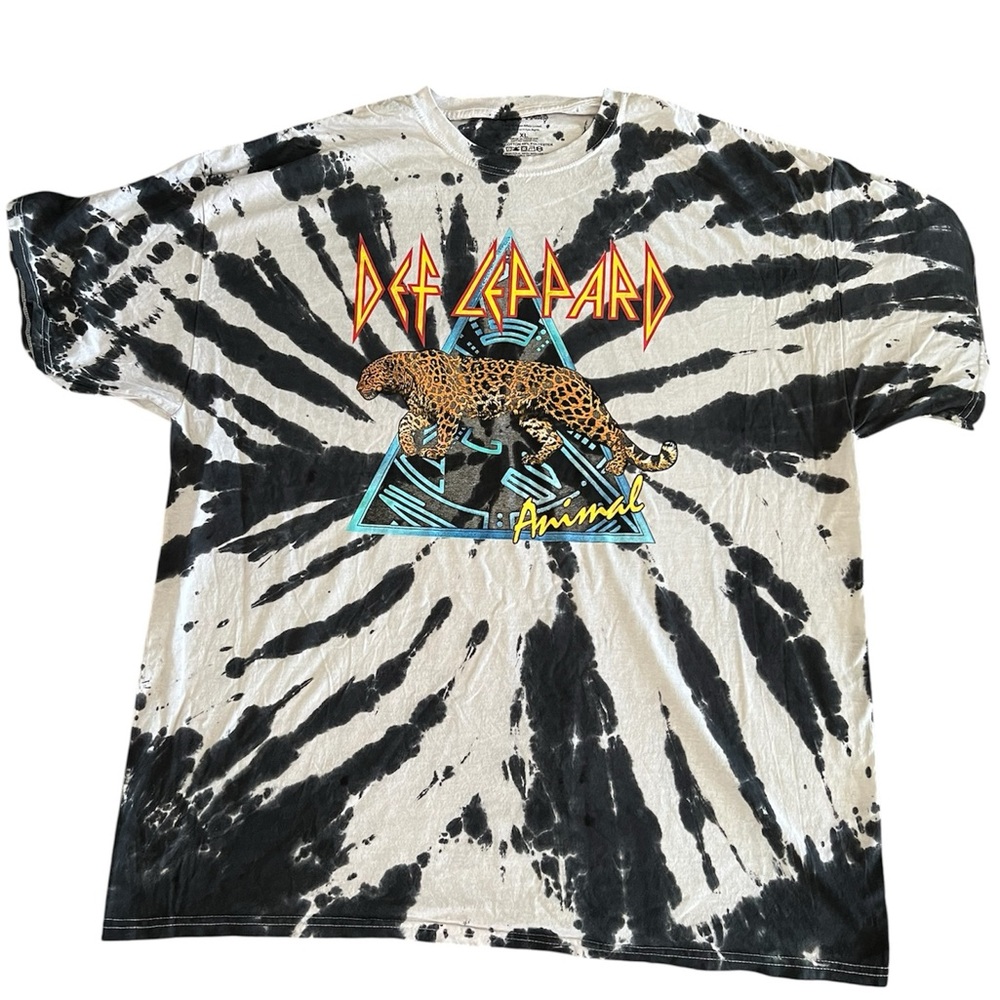 NWOT Tie Dye Def Leppard Tee  Size: XL
